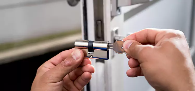 Emergency Locksmith for House Adrian